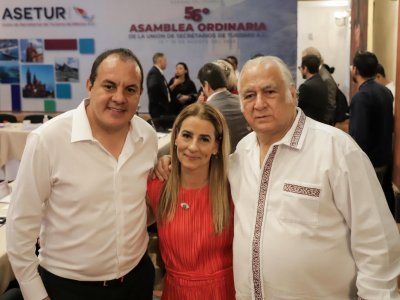 <a href="/noticias/da-la-bienvenida-cuauhtemoc-blanco-al-estado-anfitrion-del-mundo-autoridades-de-turismo-en">DA LA BIENVENIDA CUAUHTÉMOC BLANCO AL ESTADO ANFITRIÓN DEL MUNDO A AUTORIDADES DE TURISMO EN...</a>